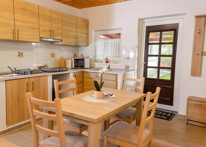 Topart Vendeghaz Apartman